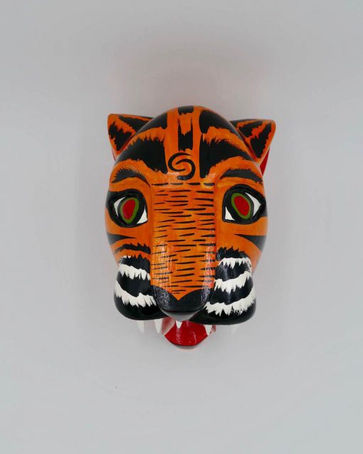 Wood wall decoration absolutely unique, an orange tiger handcrafted in Colombia
