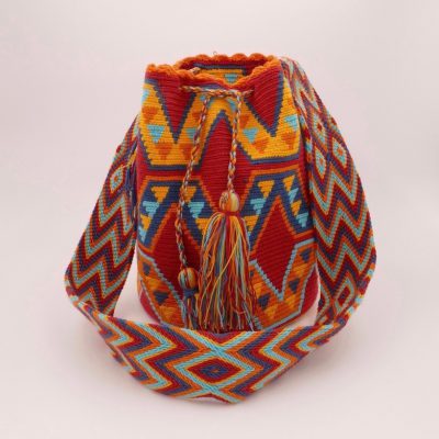 Wayuu mochila bag, ideal to take all the necessary for your day out