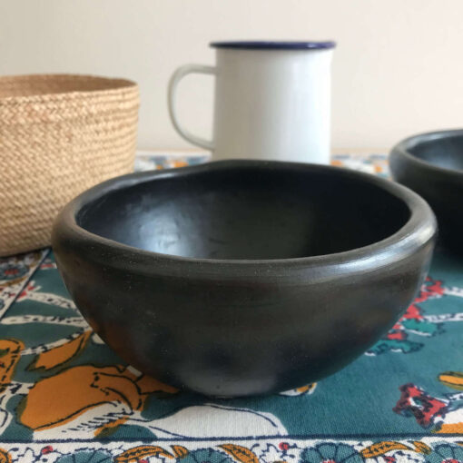Black Colombian pottery