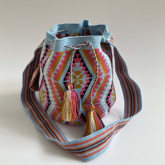 Ocasa l Ethnic bags and decorative objects from Colombia